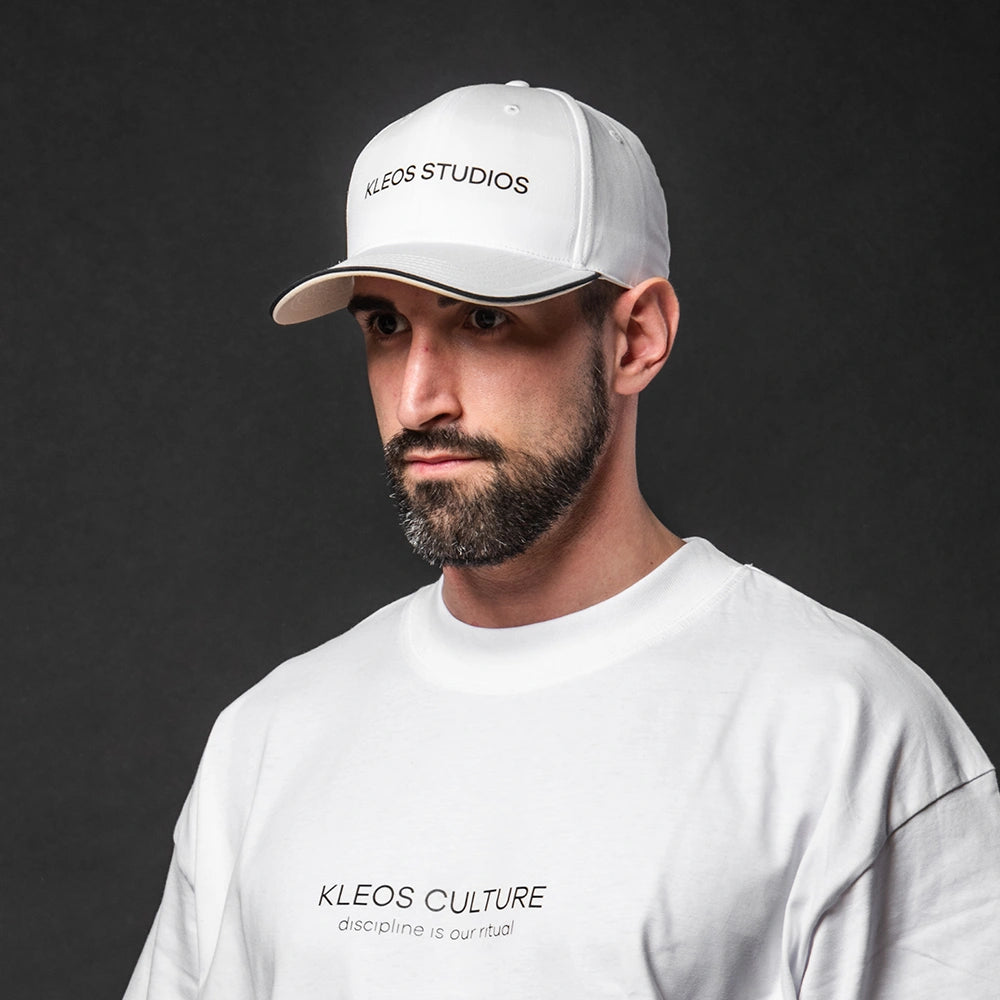 STUDIOS HAT