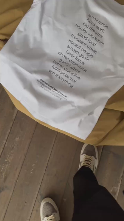 OUR VIBES T-SHIRT
